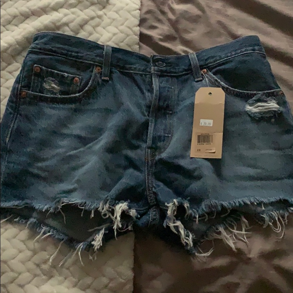 Brand new never worn levi jean shorts